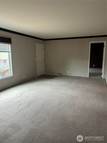 201 W Oakview Avenue #33, Centralia, WA 98531