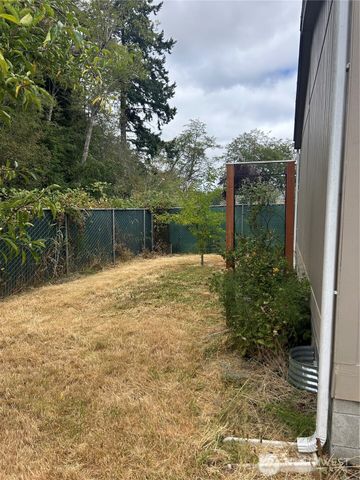 201 W Oakview Avenue #33, Centralia, WA 98531