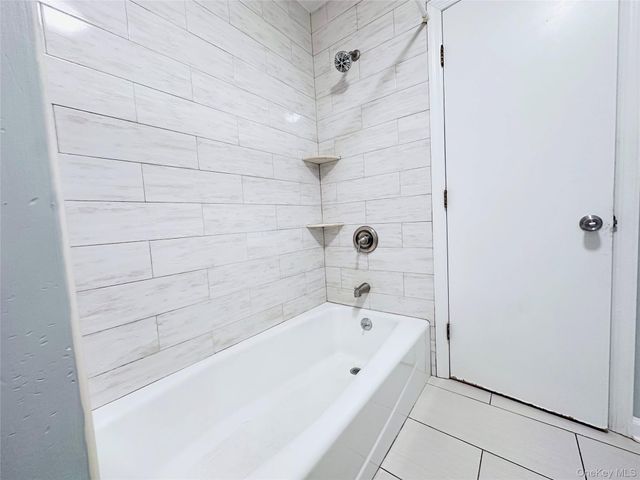 86 Old Tappan Road, Tappan, NY 10983