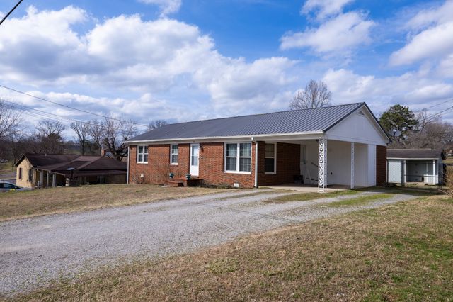 291 Oakdale Ln, Sparta, TN 38583