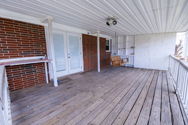 291 Oakdale Ln, Sparta, TN 38583