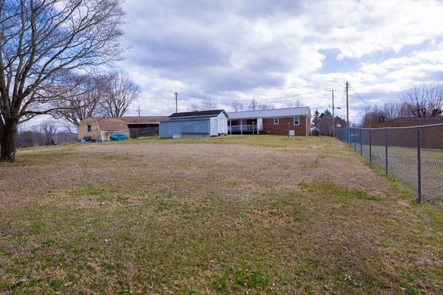 291 Oakdale Ln, Sparta, TN 38583