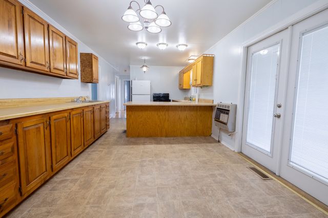 291 Oakdale Ln, Sparta, TN 38583