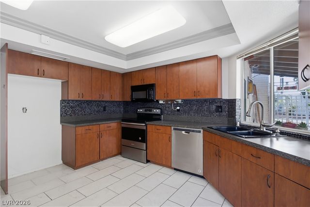 3009 Plaza De Rosa, Las Vegas, NV 89102