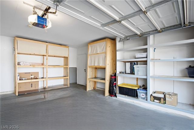 3009 Plaza De Rosa, Las Vegas, NV 89102