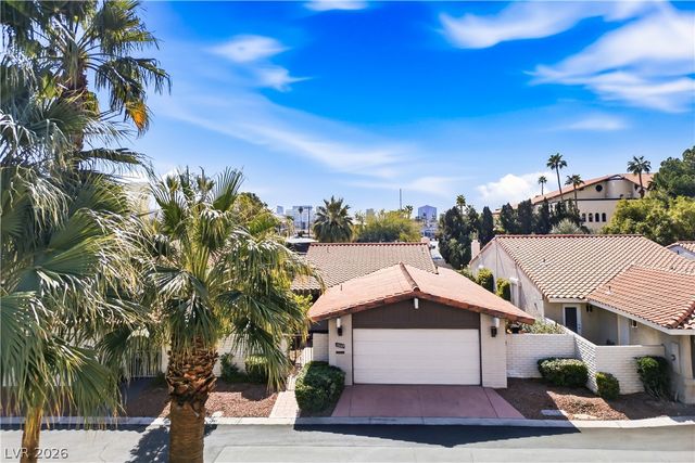 3009 Plaza De Rosa, Las Vegas, NV 89102