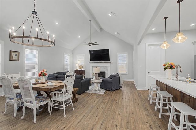 3555 Chantilly Path, Bryan, TX 77808