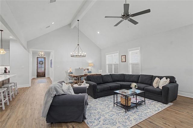 3555 Chantilly Path, Bryan, TX 77808