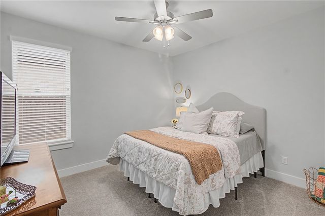 3555 Chantilly Path, Bryan, TX 77808