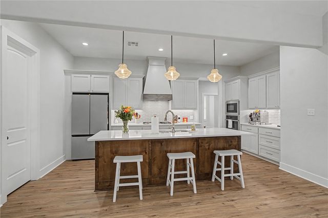 3555 Chantilly Path, Bryan, TX 77808