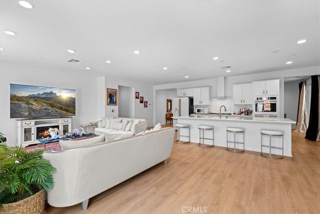 34490 Bloomberry, Murrieta, CA 92563