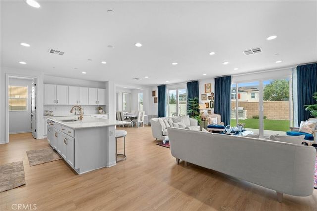 34490 Bloomberry, Murrieta, CA 92563