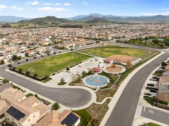 34490 Bloomberry, Murrieta, CA 92563