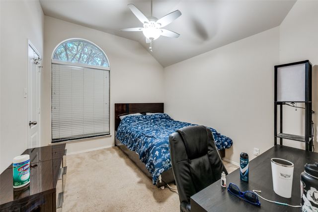 8233 Edgepoint Trail, Fort Worth, TX 76053