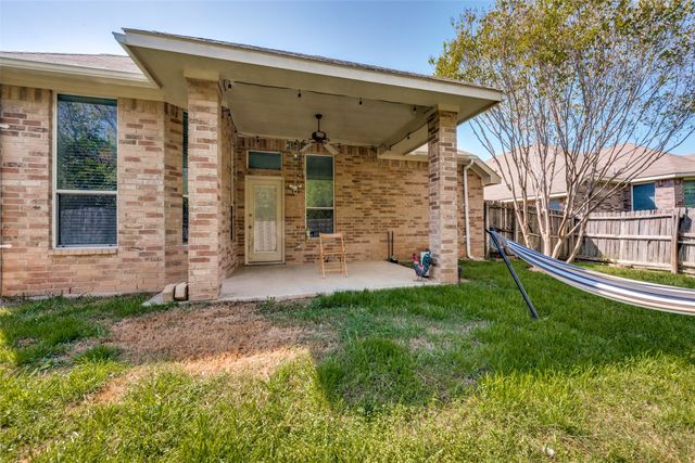 8233 Edgepoint Trail, Fort Worth, TX 76053
