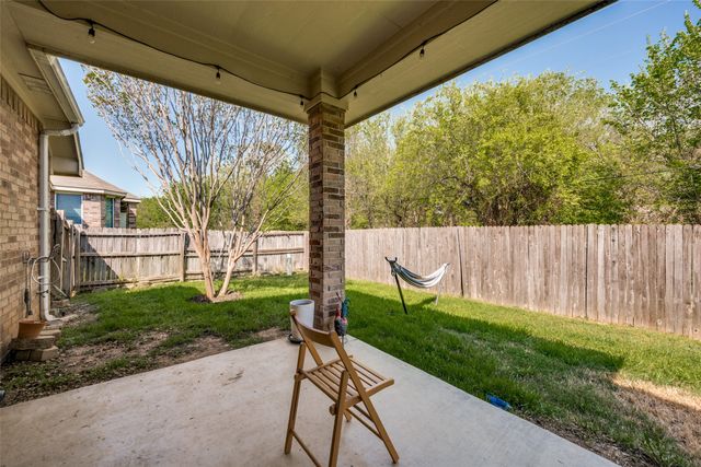 8233 Edgepoint Trail, Fort Worth, TX 76053