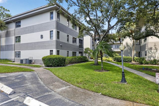 2650 COUNTRYSIDE BOULEVARD B104, Clearwater, FL 33761