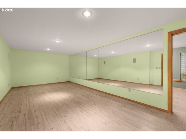 8715 Sw IRONSTONE Pl, Beaverton, OR 97007