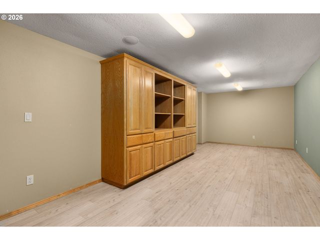 8715 Sw IRONSTONE Pl, Beaverton, OR 97007