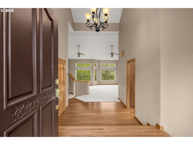 8715 Sw IRONSTONE Pl, Beaverton, OR 97007