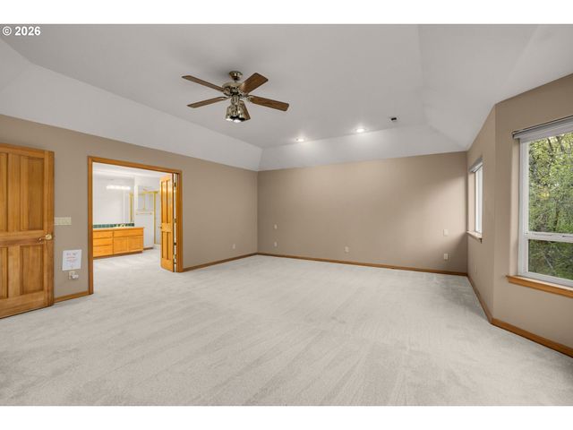 8715 Sw IRONSTONE Pl, Beaverton, OR 97007