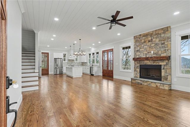 441 Summer Ln, Clayton, GA 30525