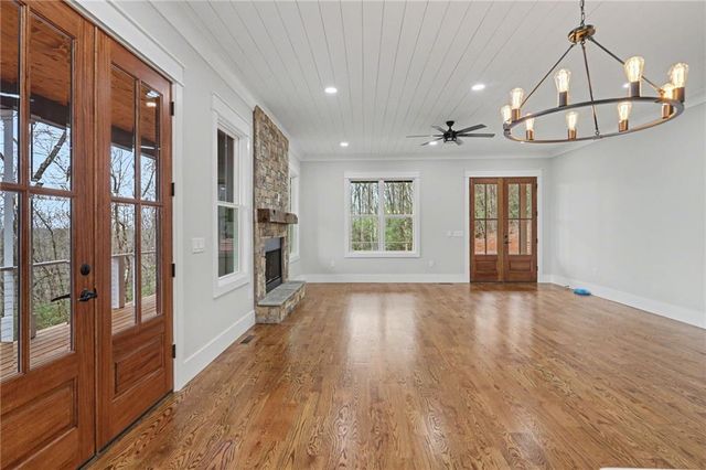 441 Summer Ln, Clayton, GA 30525