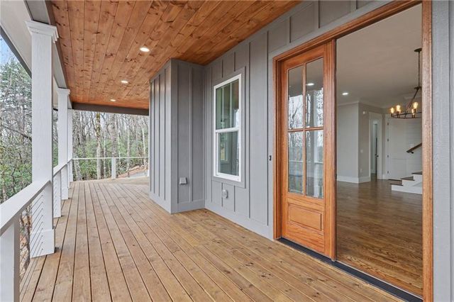 441 Summer Ln, Clayton, GA 30525