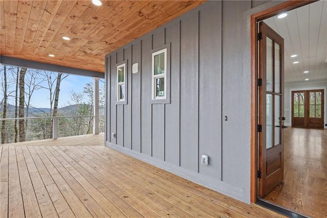 441 Summer Ln, Clayton, GA 30525