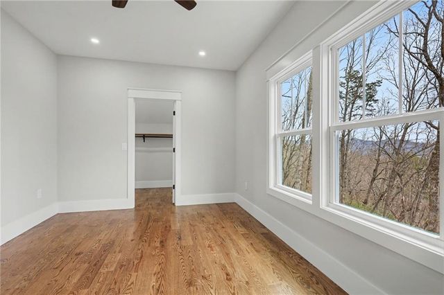 441 Summer Ln, Clayton, GA 30525