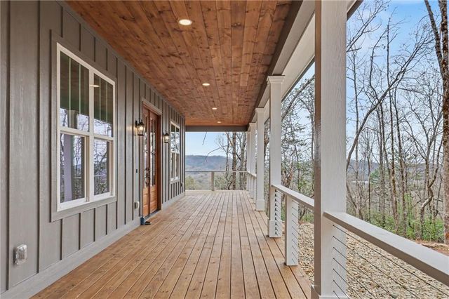 441 Summer Ln, Clayton, GA 30525