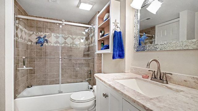 4011 Nasa Rd 1 505, El Lago, TX 77586