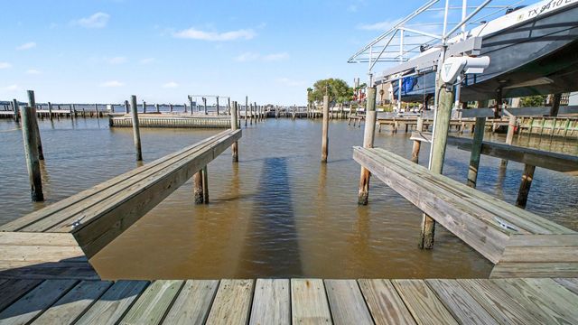 4011 Nasa Rd 1 505, El Lago, TX 77586