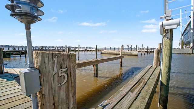 4011 Nasa Rd 1 505, El Lago, TX 77586