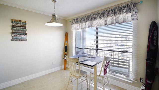 4011 Nasa Rd 1 505, El Lago, TX 77586