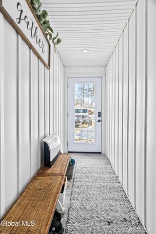 27 Lincoln Street, Hudson Falls, NY 12839