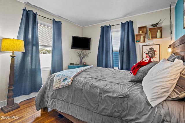 27 Lincoln Street, Hudson Falls, NY 12839