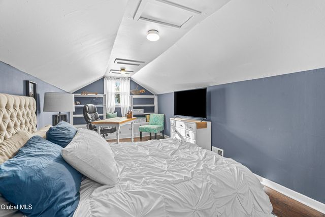 27 Lincoln Street, Hudson Falls, NY 12839