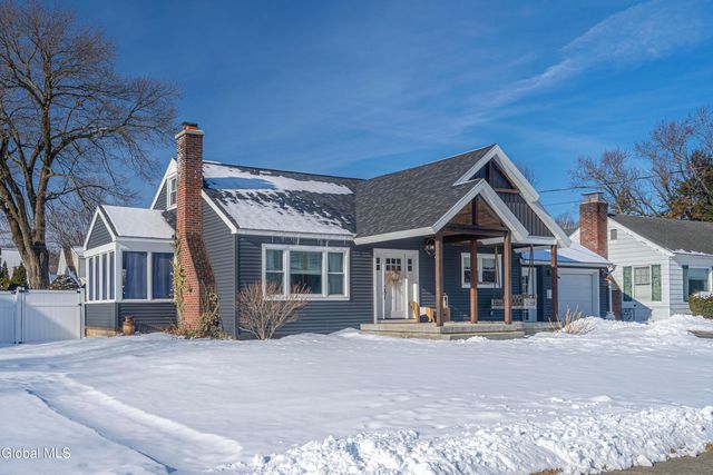 27 Lincoln Street, Hudson Falls, NY 12839