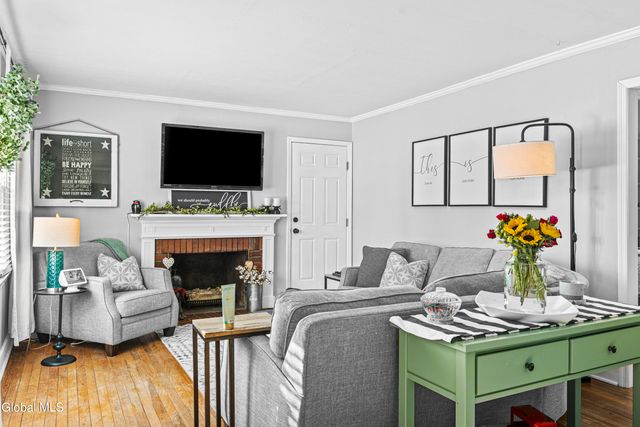 27 Lincoln Street, Hudson Falls, NY 12839