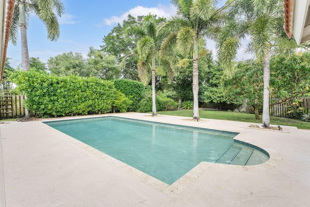 2415 NW 31st Street, Boca Raton, FL 33431