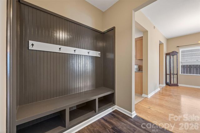 621 Rook Road, Charlotte, NC 28216