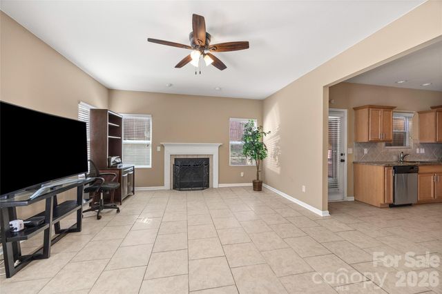 621 Rook Road, Charlotte, NC 28216