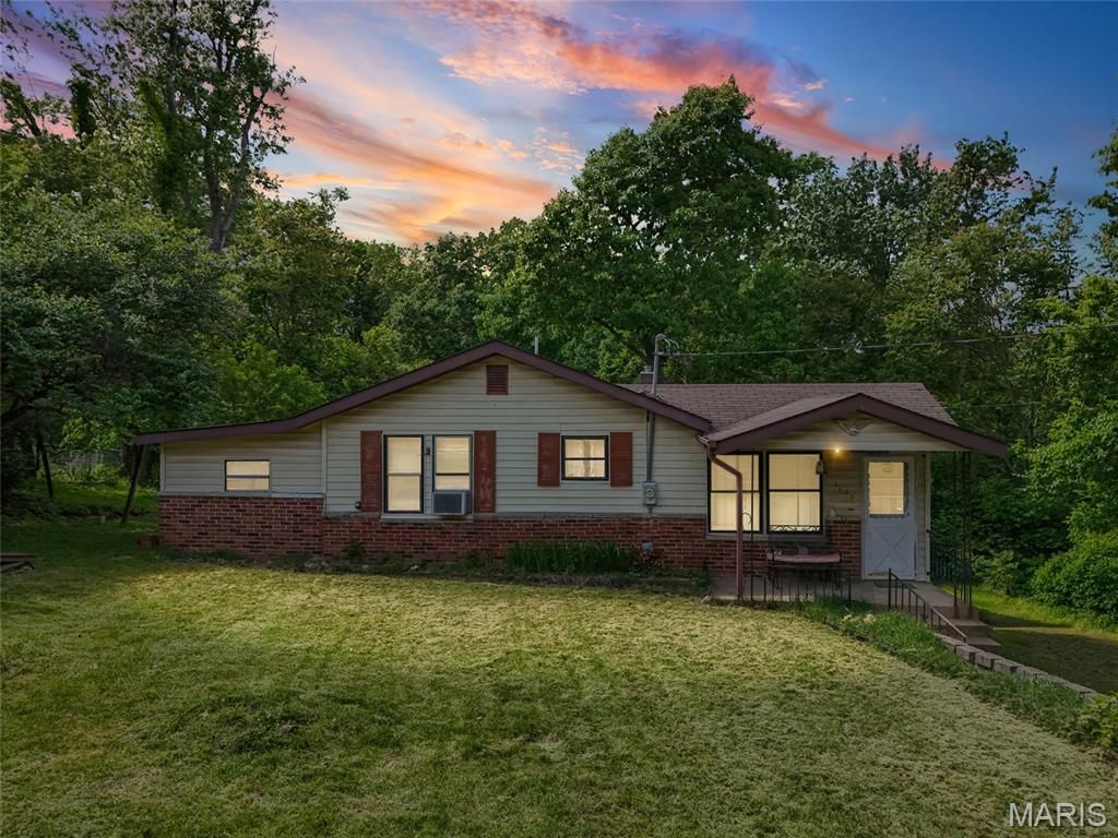 3889 Gary Road, Arnold, MO 63010