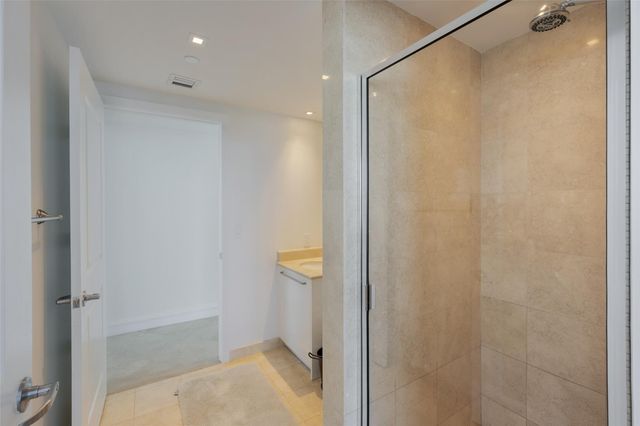 3101 S Ocean Drive 902, Hollywood, FL 33019