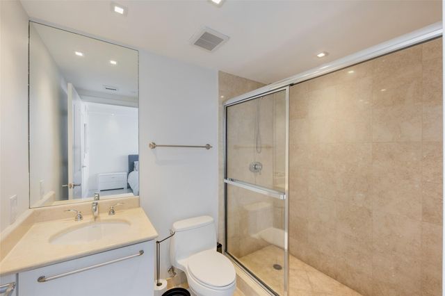 3101 S Ocean Drive 902, Hollywood, FL 33019