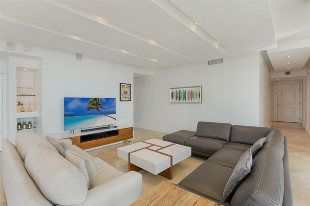 3101 S Ocean Drive 902, Hollywood, FL 33019