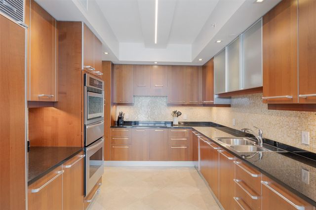 3101 S Ocean Drive 902, Hollywood, FL 33019