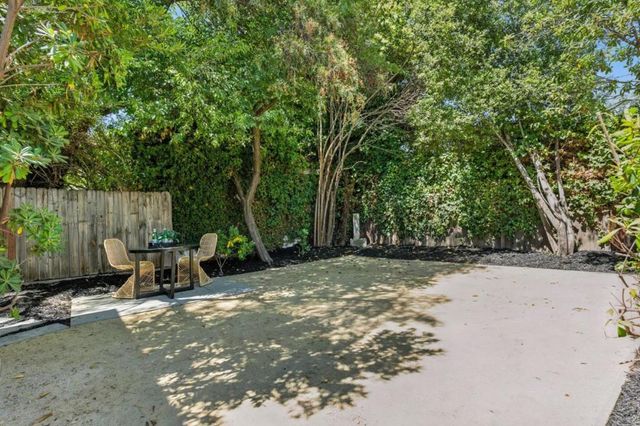1165 Clinton Street, Redwood City, CA 94061