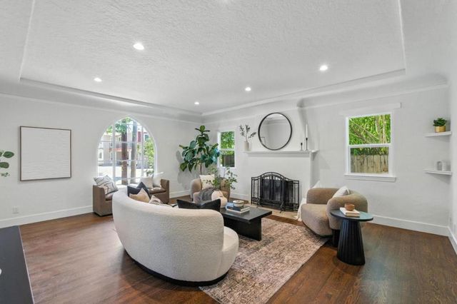1165 Clinton Street, Redwood City, CA 94061